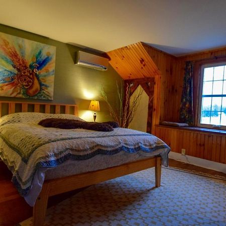 Enfield Manor Bed&Breakfast And Vacation Rental Newfield Exterior photo