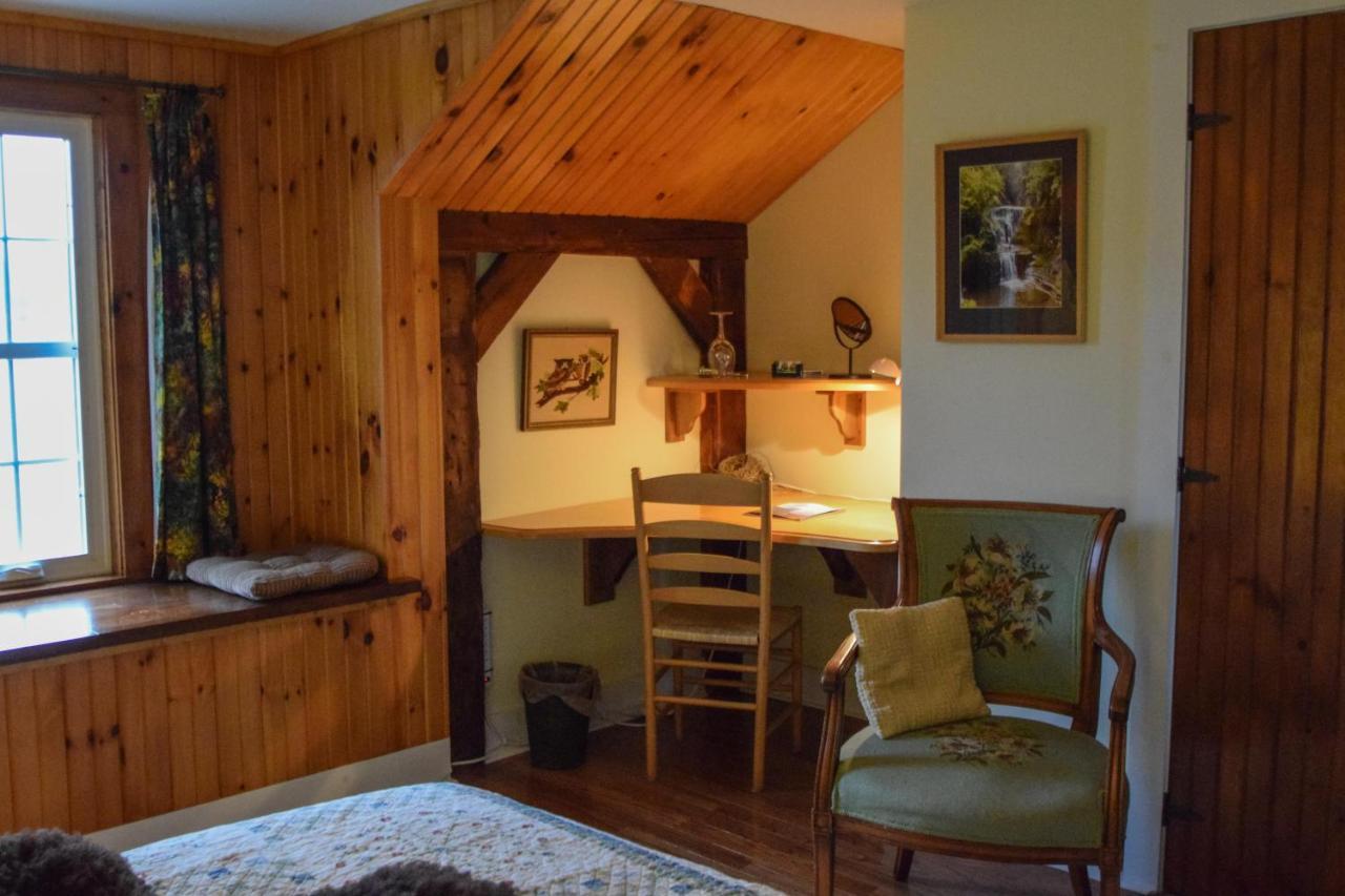 Enfield Manor Bed&Breakfast And Vacation Rental Newfield Exterior photo
