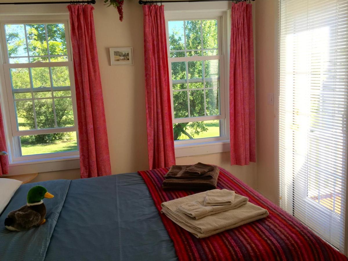 Enfield Manor Bed&Breakfast And Vacation Rental Newfield Exterior photo