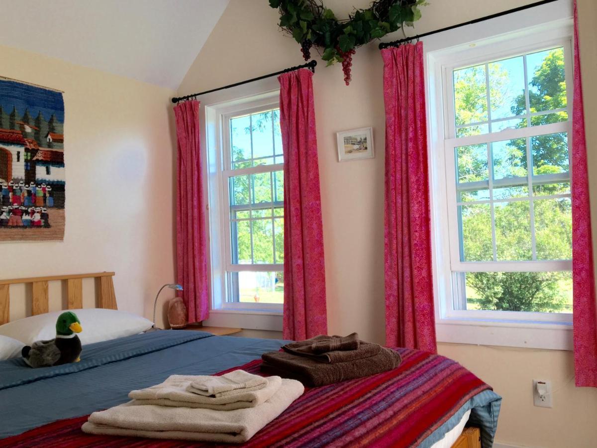 Enfield Manor Bed&Breakfast And Vacation Rental Newfield Exterior photo