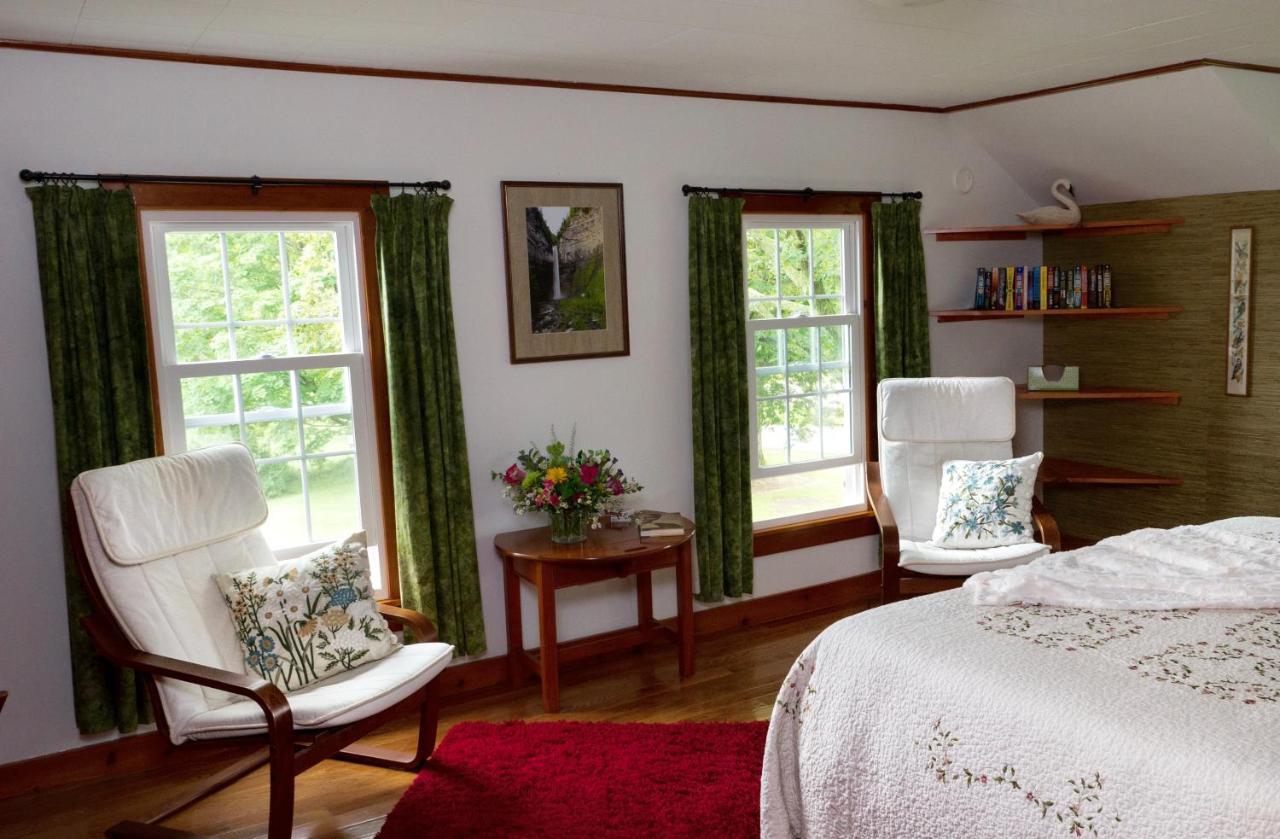Enfield Manor Bed&Breakfast And Vacation Rental Newfield Exterior photo