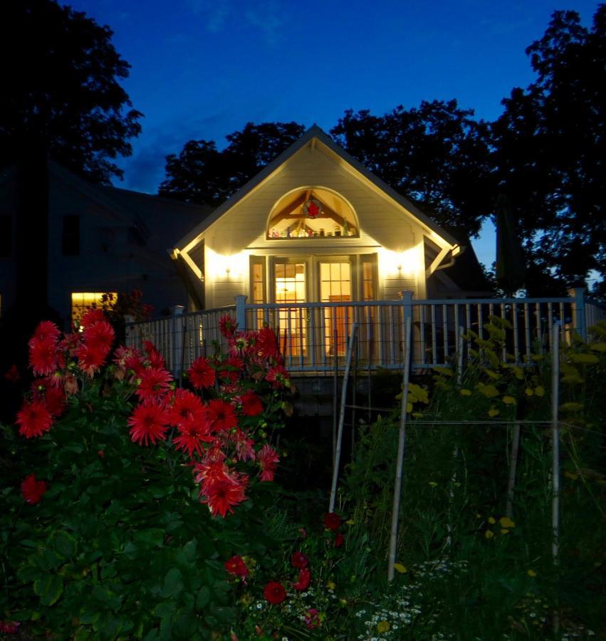 Enfield Manor Bed&Breakfast And Vacation Rental Newfield Exterior photo